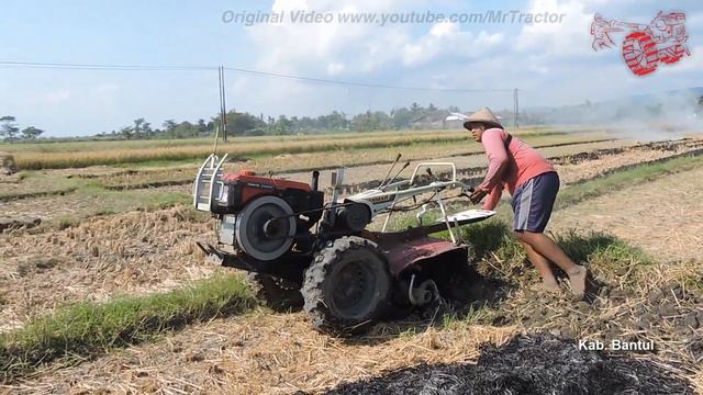 Rotary Tiller Diesel Tractor Motoblok Working смотреть онлайн