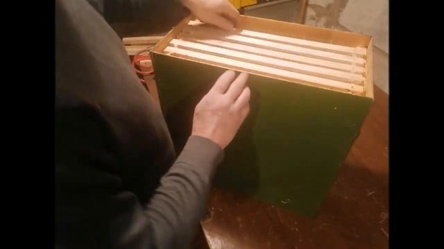 Переделка ловушки для пчел Улучшенный вариант смотреть онлайн