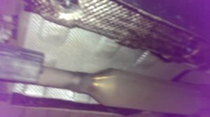 Рено логан-посторонний звук в резонаторе