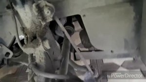 как поменять стабилизаторную стойку .на Тойоте королла .е150