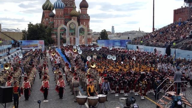 Сказочный оркестр "Спасская башня" смотреть онлайн