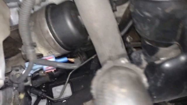 Затарахтело в моторном отсеке Citroen C4 Picasso 1.6 EP6 Vti120 2009 г.в. Часть 1