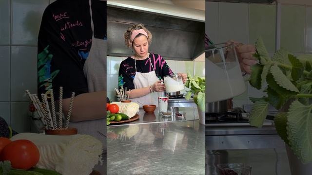 Готовим с Аленой Коктейль с йогуртом из козьего молока Солоновкино, сыроварня, обзор сыров #shots