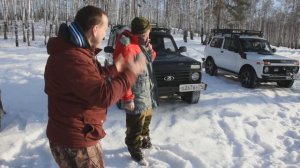 У Нивы НЕ полный постоянный привод