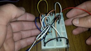 Генератор Колпитца : Генерируем частоту