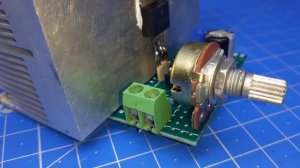 90000V ? Простой генератор высокого напряжения своими руками!