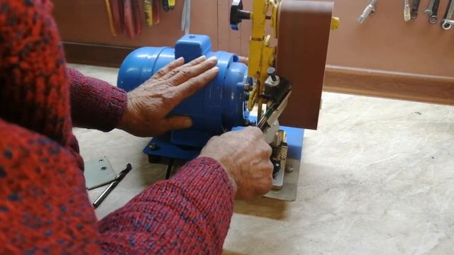 Стойка для заточки сверла смотреть онлайн