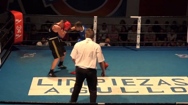 Velada boxeo amateur Elche. Sábado, 16 junio 2018. 8º combate: Jonathan Reina -VS- Khalid Ennachat. смотреть онлайн