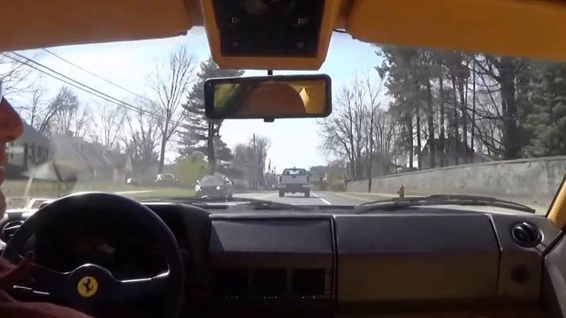 Driving a Ferrari Testarossa смотреть онлайн