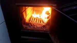 Нет тяги. Щиток три оборота. Дым идет в дом.Плита.Печное отоплениеЧистка дымохода.Трубочист.Коттедж