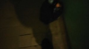 стучим в двери в подъезде!