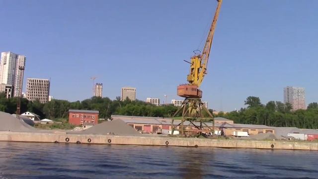 Прогулка на теплоходе "Снегирь-4" по просторам Химкинского водохранилища! смотреть онлайн