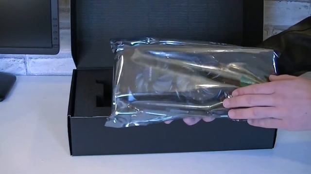 Gigabyte NVIDIA GeForce GTX 760 2GB GDDR5 Graphics Card Unboxing смотреть онлайн