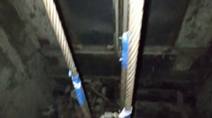 Поездка на крыше кабины лифта | Шахта лифта изнутри | №3