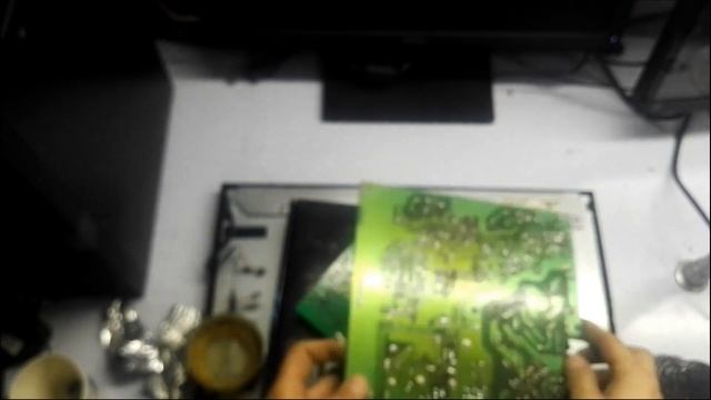 【教你修显示器】Repair ViewSonic VA1916W To Solve The Black Screen 优派显示器黑屏故障维修