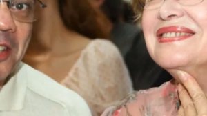 ЖЕНИЛСЯ НА СВОЕЙ СТУДЕНТКЕ! Вот как выглядит жена Константина Райкина