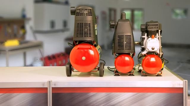 Боря на работе  Безмасляные компрессоры на 6 и 25 литров