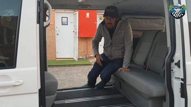 How to manipulate the T5 Multivan Triple Seat смотреть онлайн
