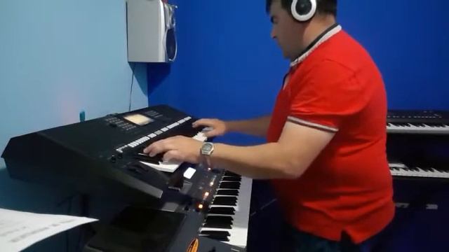 The Weeknd Blinding Lights ( cover yamaha psr s775) смотреть онлайн