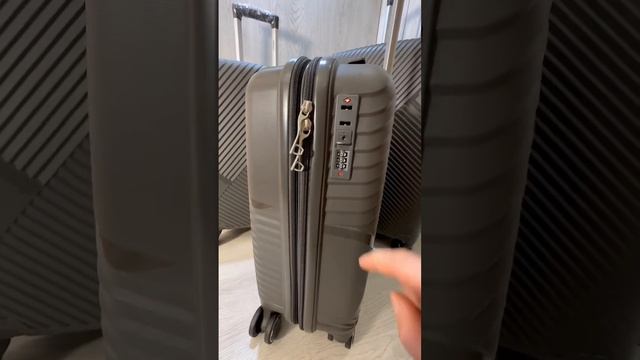 Обзор чемодана impreza полипропилен со съемными колесами с расширением ударопрочный смотреть онлайн