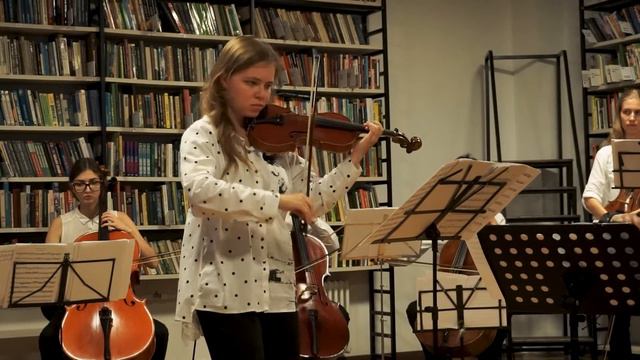 Антонио Вивальди Си-бемоль мажор 2 часть (Andante) смотреть онлайн