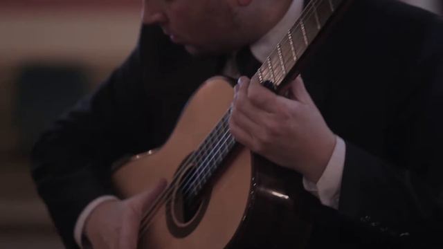 Александр Яснев, Светлана Соколова - А.Яснев "Тени зеркальных мечей" Из сюиты для двух гитар. смотреть онлайн