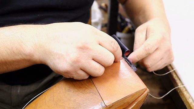 Notebook cover making | Leather notebook cover | Travel Accessories | making a travelers notebook смотреть онлайн