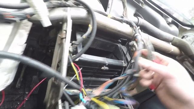 Матиз. Замена радиатора печки. смотреть онлайн