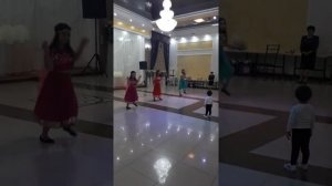 Индийский танец. Под песню Маней