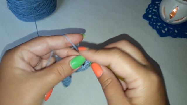 Самый простой узор крючком для начинающих, вязать легко и быстро, смотрится отлично на любой пряже. смотреть онлайн