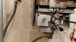 Ремонт | Bosch GWH 13-2 сам ремонтирую всю газовую колонку | Чемпион Берлина