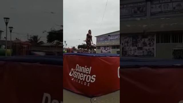 Parroquia Jose Luis Tamayo смотреть онлайн