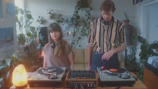 Orchestral French Funk with Kit Sebastian смотреть онлайн