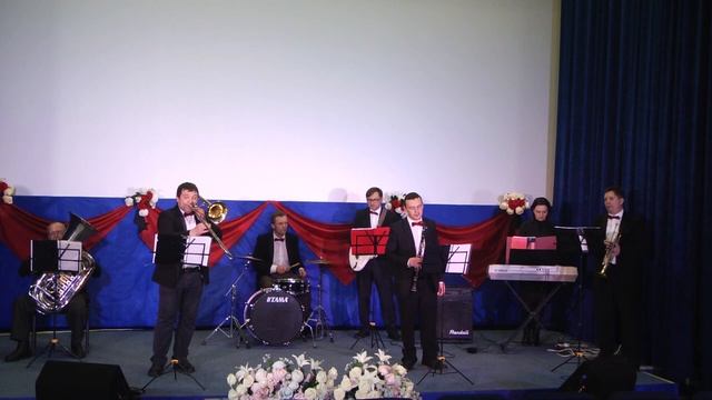 Диксиленд-Barbara.mp4 смотреть онлайн