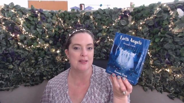 ? I Share the 12 New Oracle Decks in My Collection ? смотреть онлайн