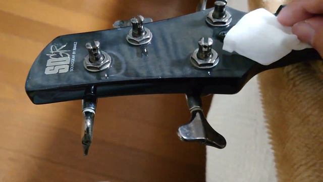 エレキベースのお手入れ　実家で眠っていたベースを再生する смотреть онлайн