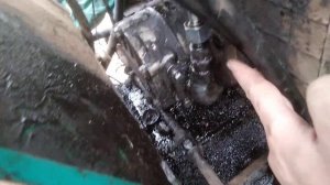 Ремонт трактора Мтз 80! Прорывает колено от распределителя гидравлики к насосу!