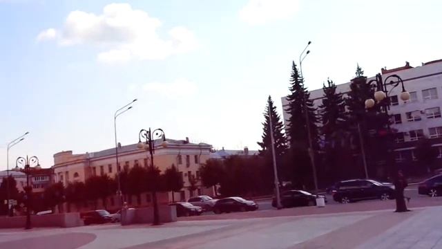 Часики с осликом, площадь Оболенского-Ноготкова. г. Йошкар-Ола. смотреть онлайн