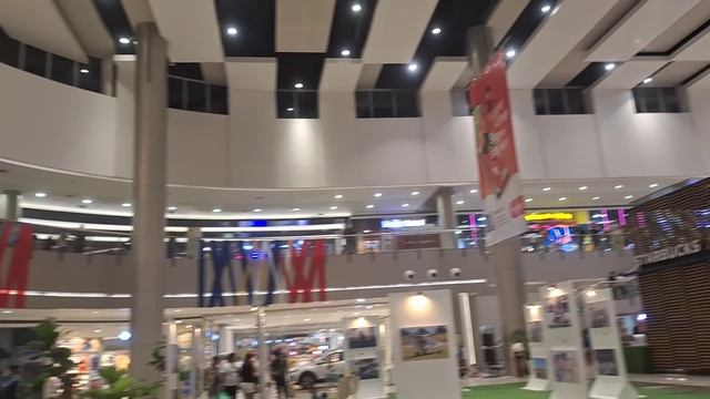 ТЦ SM City Clark в Анхелесе, Филиппины