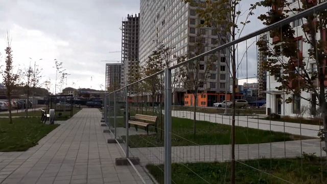 Москва 4037 Боровское шоссе у метро Рассказовка, ЖК Городские Истории осень день смотреть онлайн