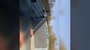Мы доделаем рулевое управление на лодку Днепр и катаемся!