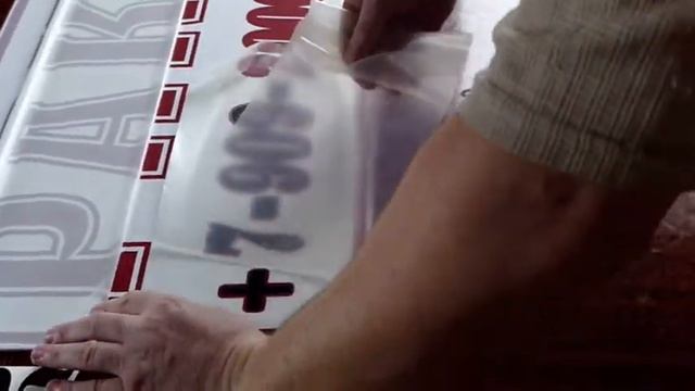 Как надо наносить виниловую пленку ORACAL (Бизнес в домашних условиях.) смотреть онлайн