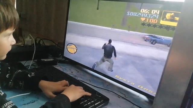 играю в GTA 3 при использовании телевизора 32 дюйма Samsung 32 j5205ak смотреть онлайн