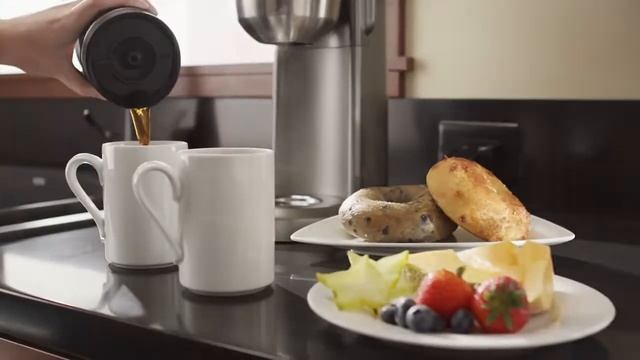 Персональная кофеварка заливного типа от KitchenAid смотреть онлайн