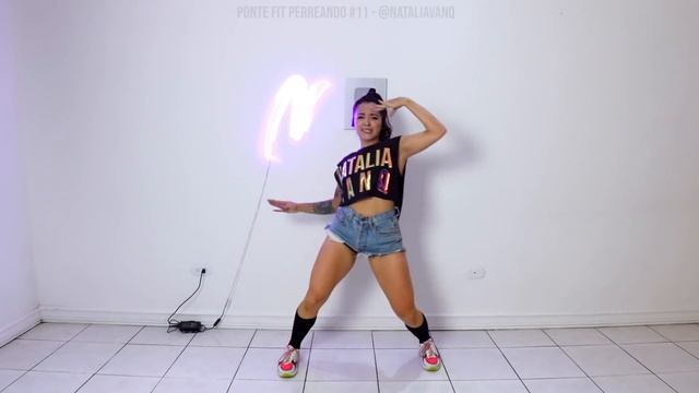 ? ? BAILA REGUETON EN CASA #11 -PONTE FIT PERREANDO -Zumba Reggaeton Cardio Perreo- Natalia Vanq смотреть онлайн