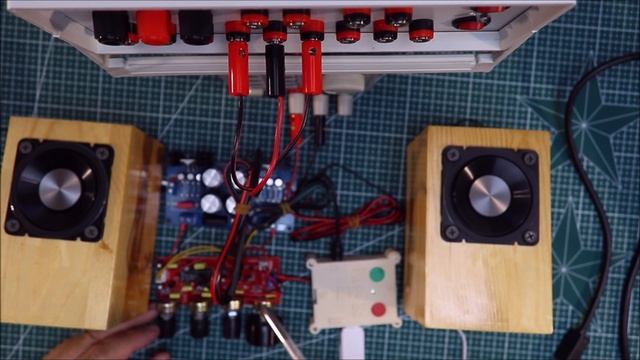 Блок регулировок усилителя на LM1036 и плате, заказанной в Китае смотреть онлайн