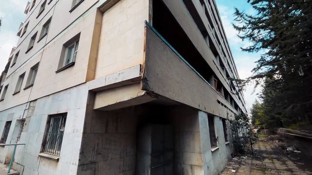 Новый Коттеджный район и Заброшенный санаторий "Ветеран" Крым Алушта. смотреть онлайн