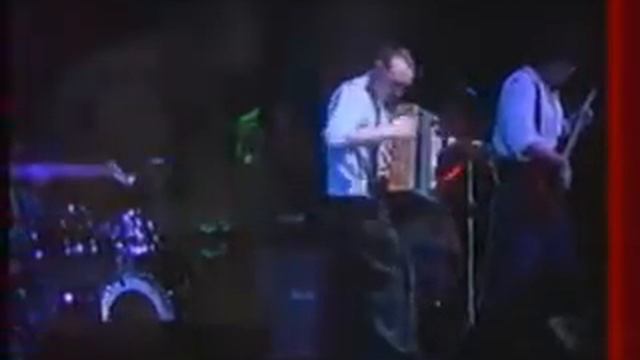 Г.Сукачев и "Бригада С" - О любви и гармонии (live-нач.90-х) смотреть онлайн