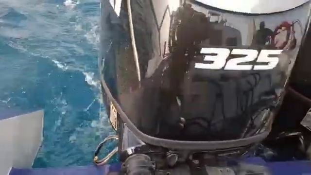 Suzuki Marine DF325ATX смотреть онлайн