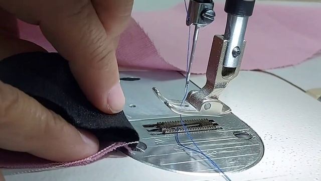 Как пришить косую бейку в углу детали/ Как угол окантовать бейкой. смотреть онлайн